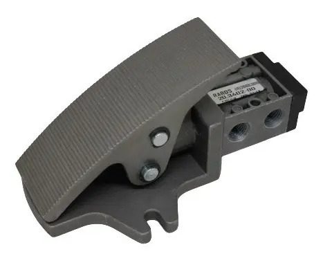 Válvula Pneumática Pedal Trava  1/4 3/2v